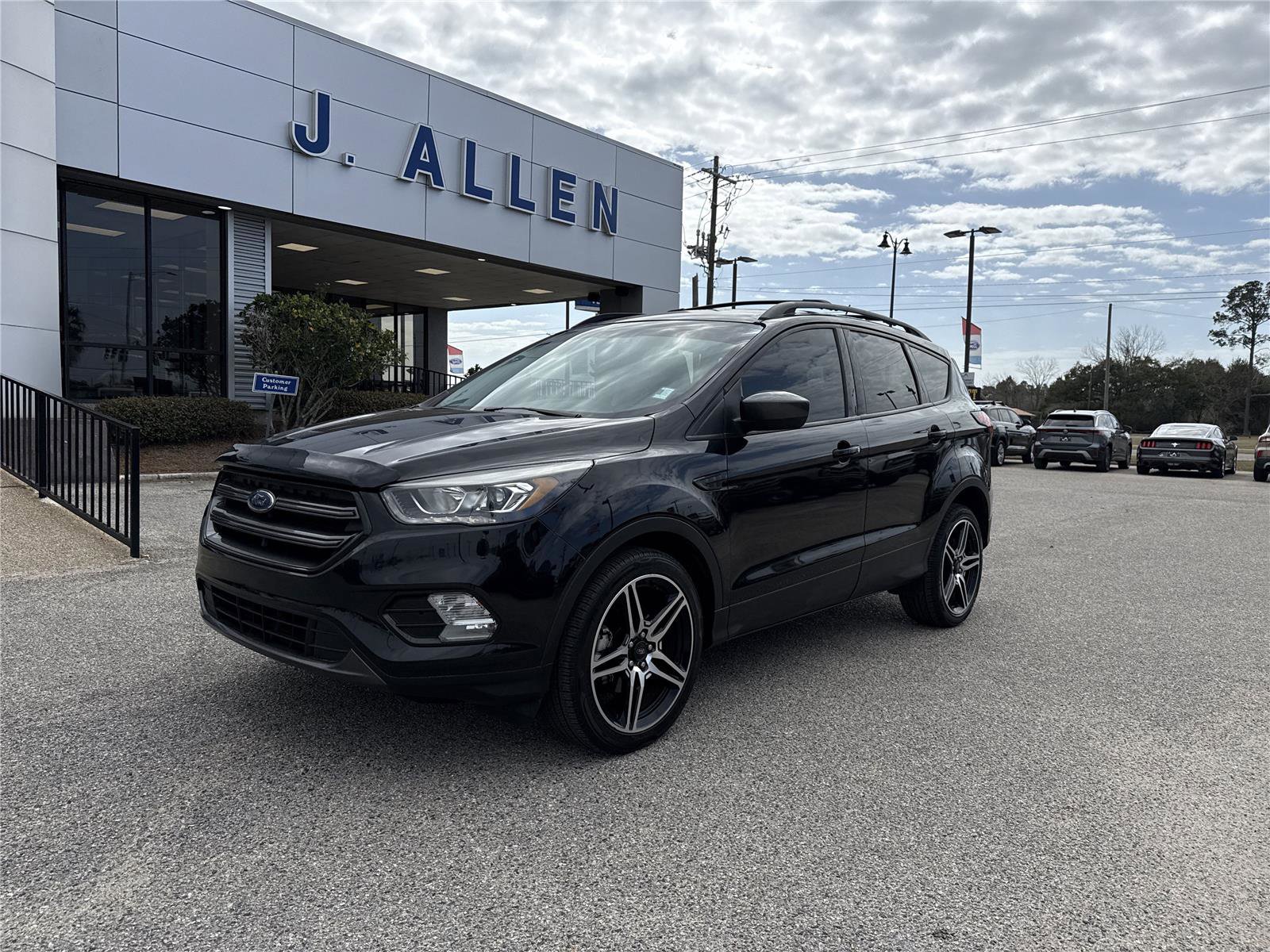 Certified 2019 Ford Escape SEL image 1