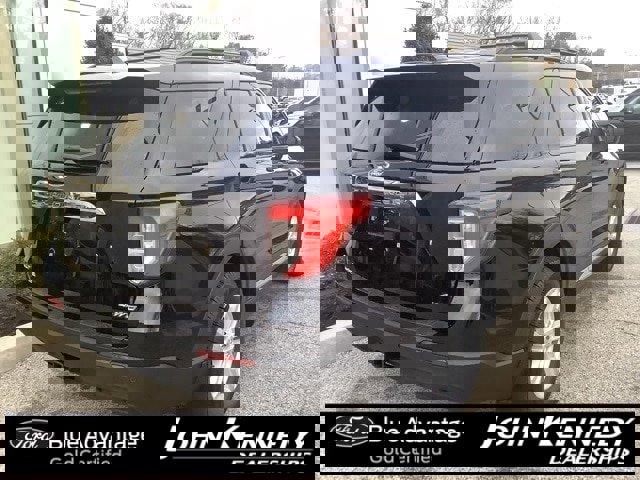 Certified 2022 Ford Explorer XLT w/ Class IV Trailer Tow Package image 3