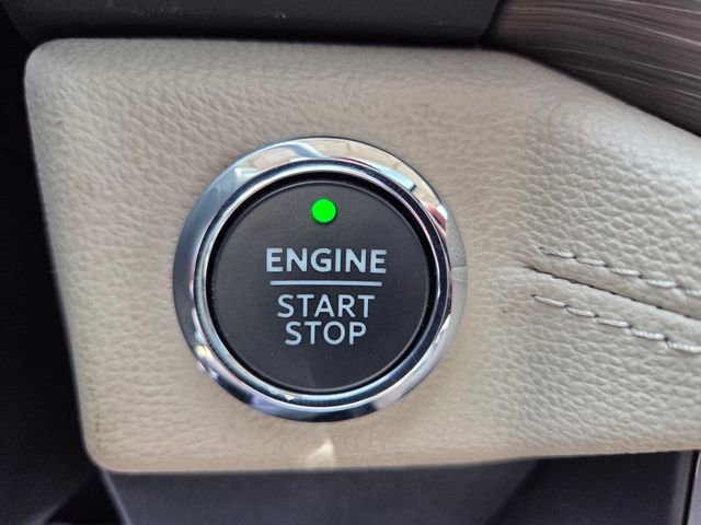 Certified 2024 Ford Expedition Limited image 35