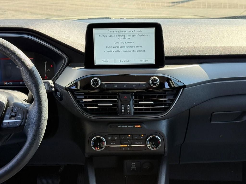 Certified 2025 Ford Escape Active AWD/4WD image 14