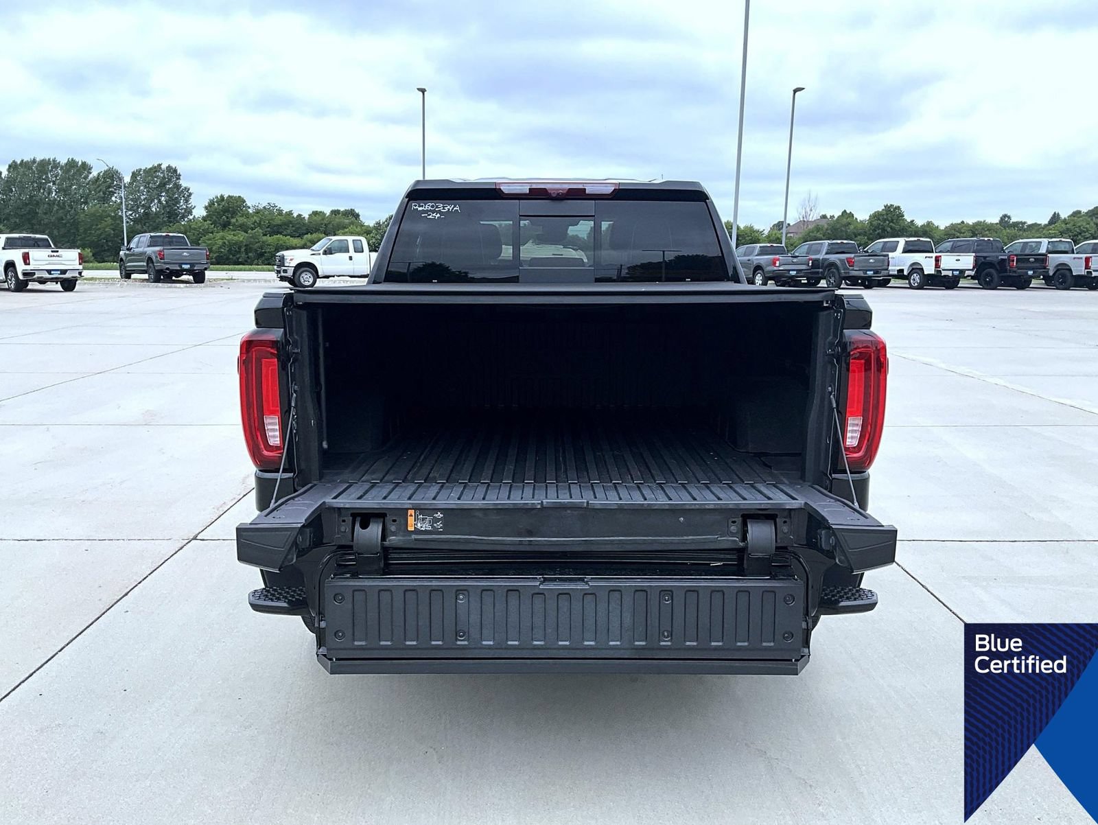 Used 2024 GMC Sierra 1500 Denali Ultimate AWD/4WD image 22