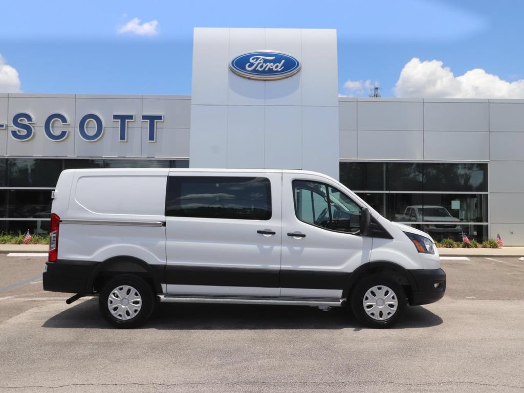 Certified 2025 Ford Transit 250 Low Roof w/ Exterior Upgrade Package RWD image 17