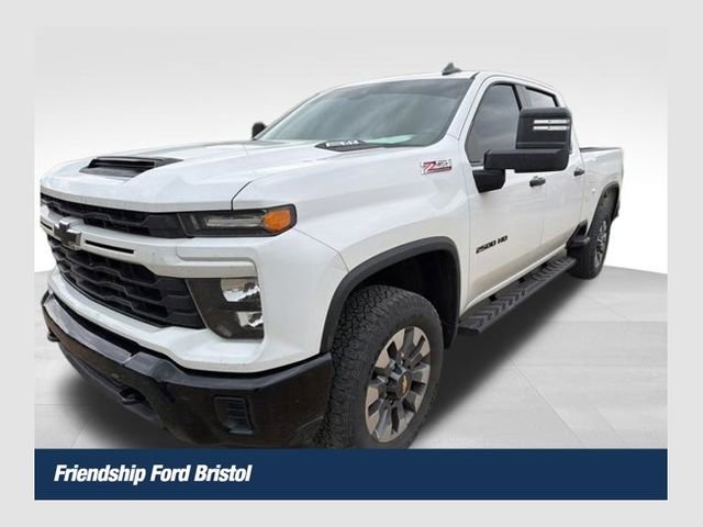 Used 2024 Chevrolet Silverado 2500 Custom w/ Custom Convenience Package AWD/4WD image 1
