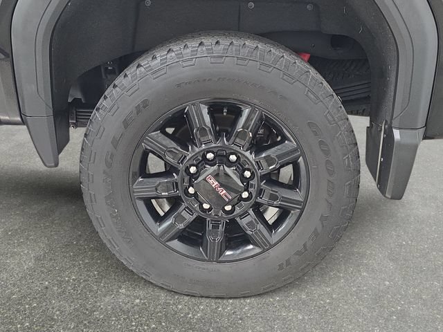 Used 2024 GMC Sierra 2500 AT4 w/ Technology Package AWD/4WD image 30