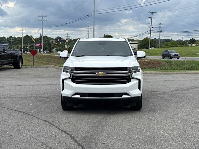 Used 2024 Chevrolet Tahoe LT w/ Luxury Package AWD/4WD image 2