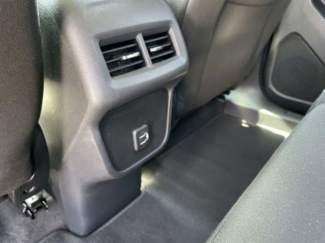 Used 2020 Chevrolet Equinox LS w/ LS Convenience Package FWD image 14