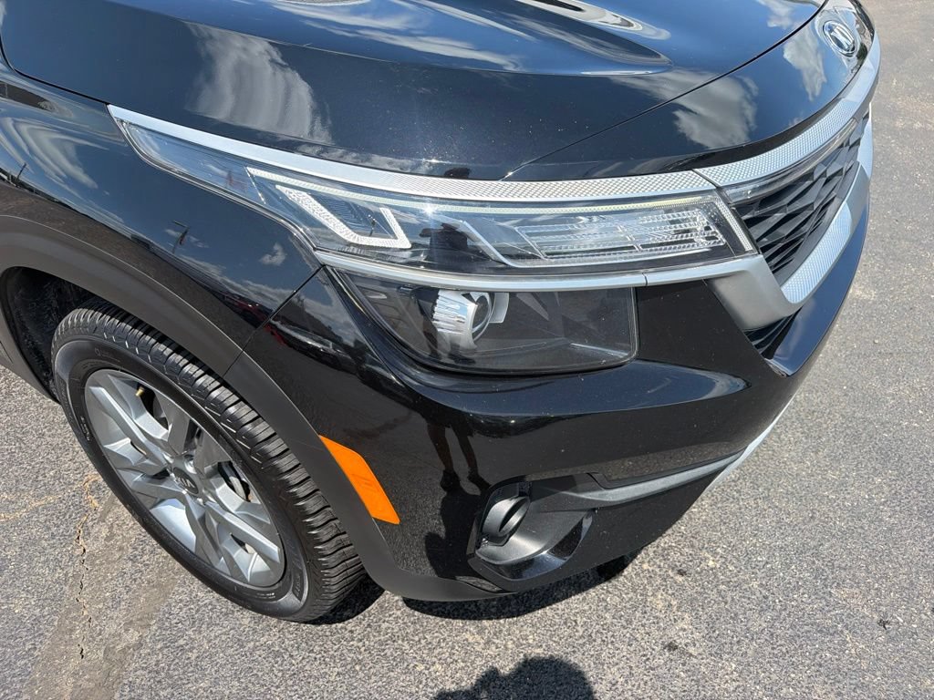 Used 2021 Kia Seltos S AWD/4WD image 14