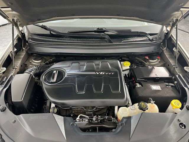 Used 2021 Jeep Cherokee Latitude Lux w/ Comfort/Convenience Group image 28