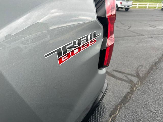 Used 2024 Chevrolet Colorado Trail Boss w/ LPO, Dark Essentials Package AWD/4WD image 20