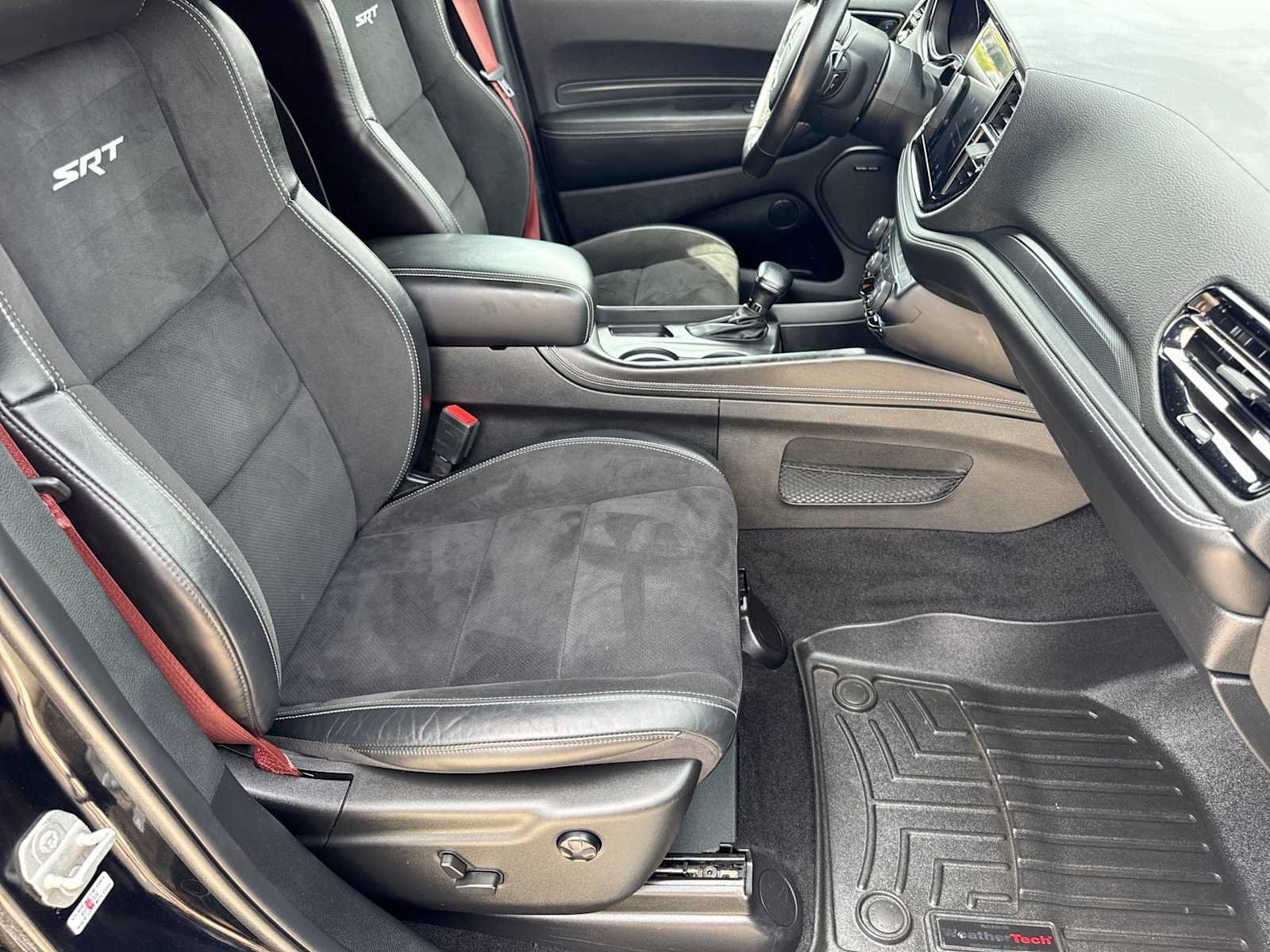 Used 2022 Dodge Durango SRT w/ Black Package AWD/4WD image 24
