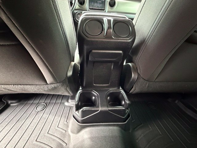 Used 2018 Jeep Wrangler Unlimited Sport AWD/4WD image 24