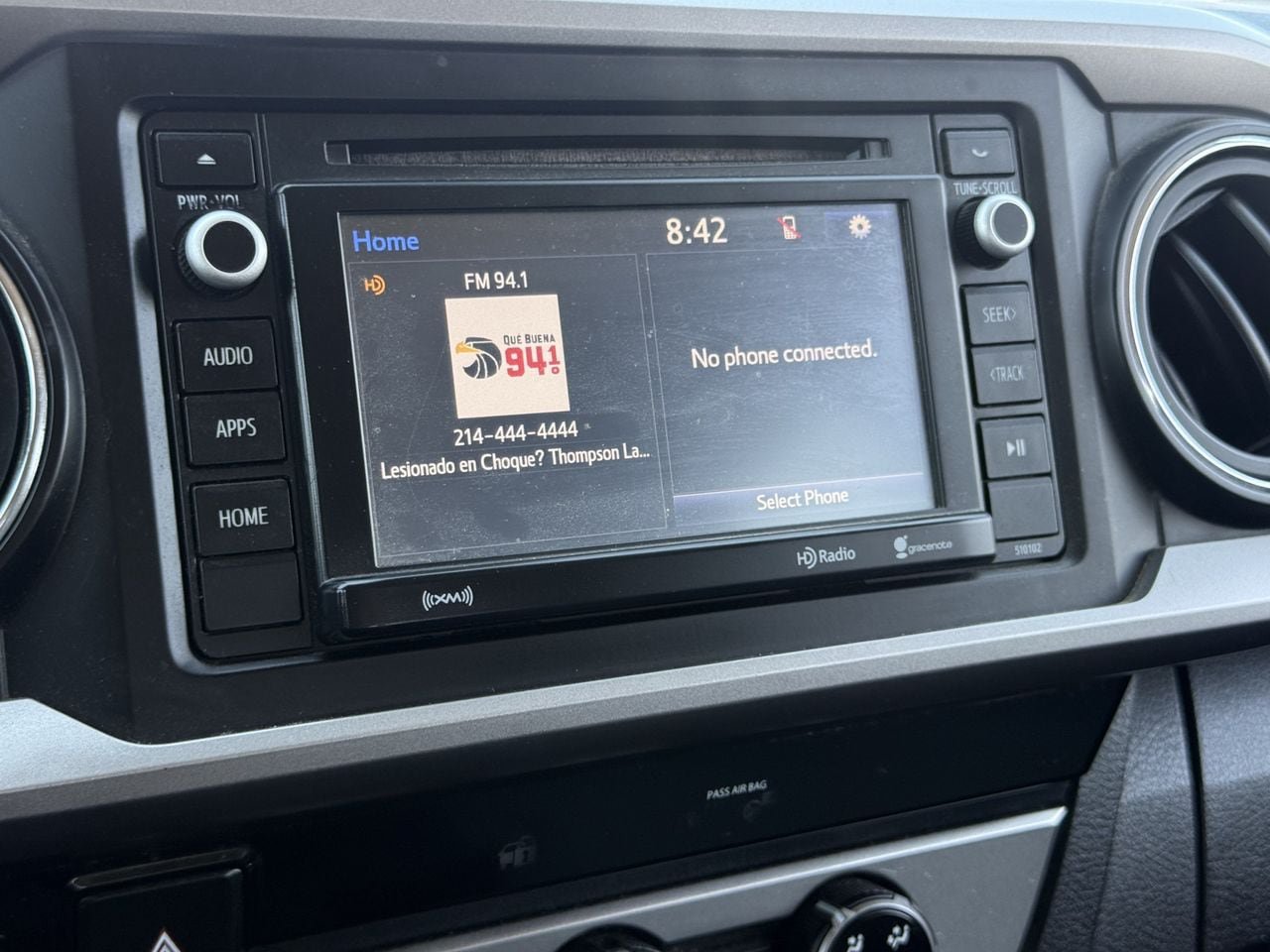 Used 2018 Toyota Tacoma SR5 RWD image 16
