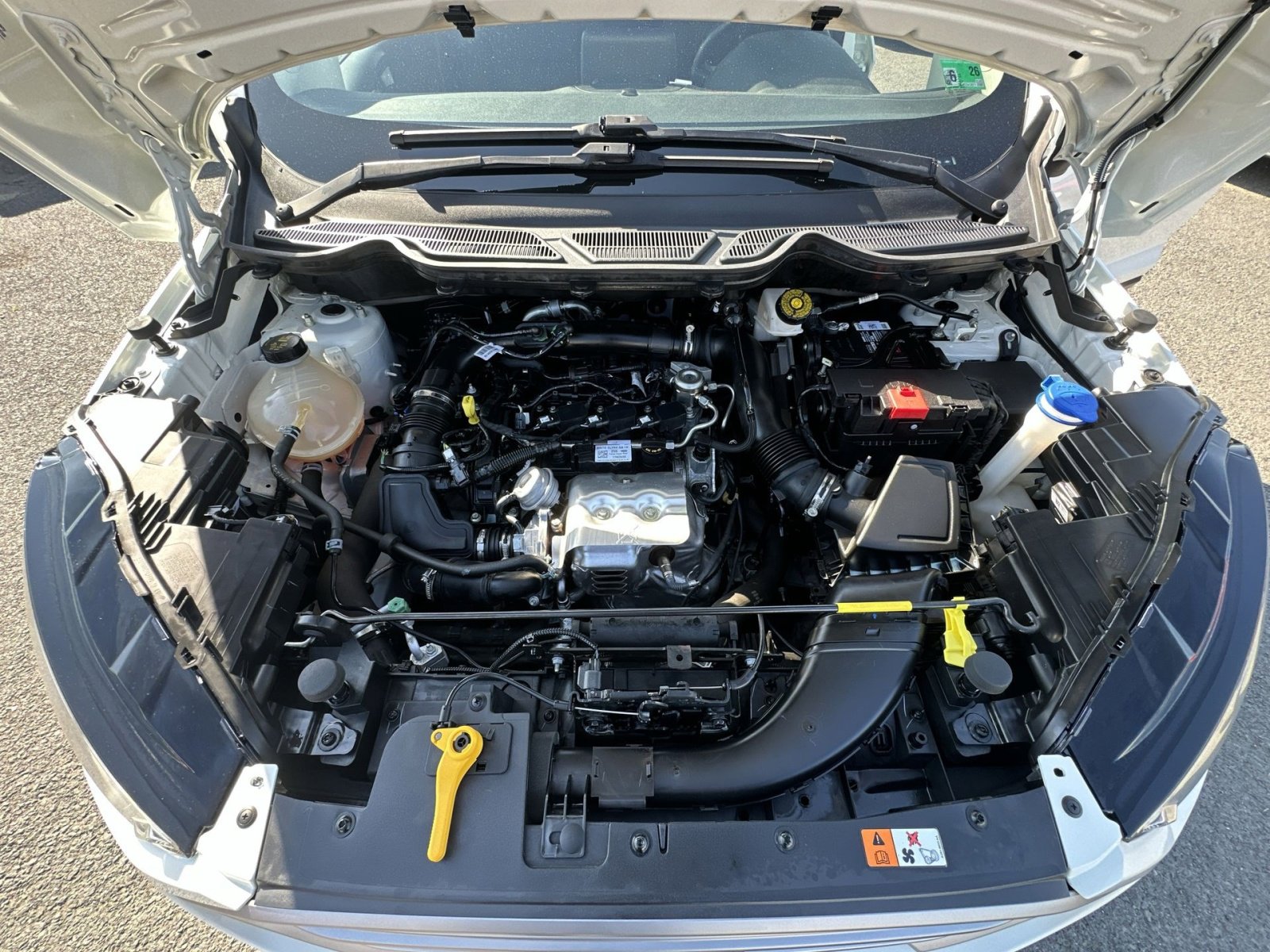 Certified 2021 Ford EcoSport SE w/ SE Appearance Package FWD image 35