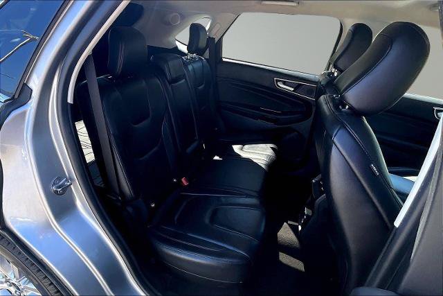 Certified 2020 Ford Edge Titanium w/ Cargo Accessory Package FWD image 27