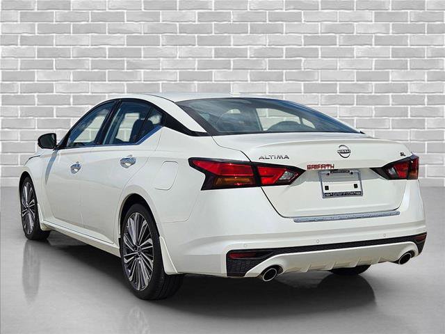 Used 2023 Nissan Altima 2.5 SL FWD image 7