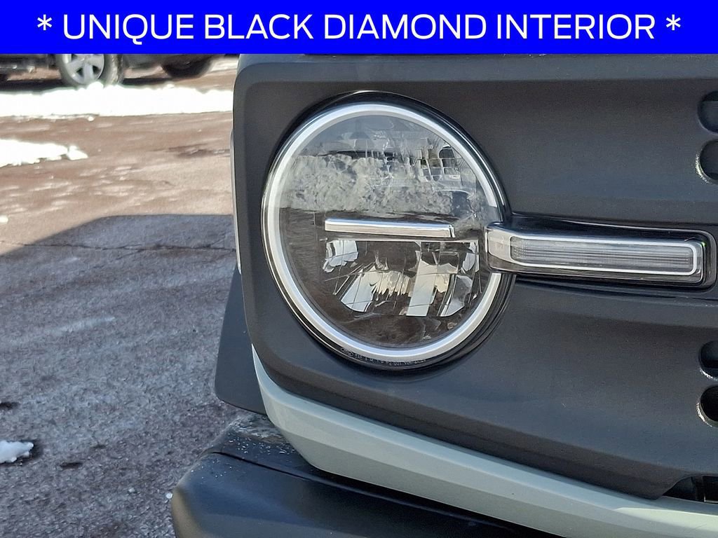 Certified 2022 Ford Bronco Black Diamond image 9