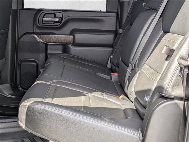 Used 2023 GMC Sierra 2500 Denali w/ Denali Black Diamond Edition image 18