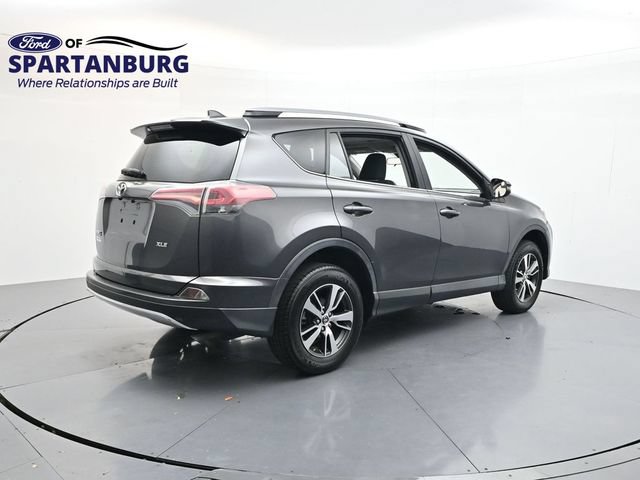 Used 2017 Toyota RAV4 XLE FWD image 7