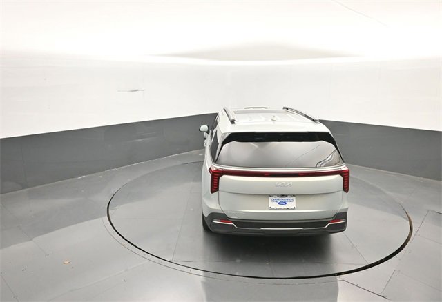 Used 2025 Kia Carnival SX Prestige image 20