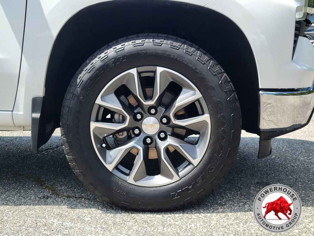 Used 2023 Chevrolet Silverado 1500 LT AWD/4WD image 11