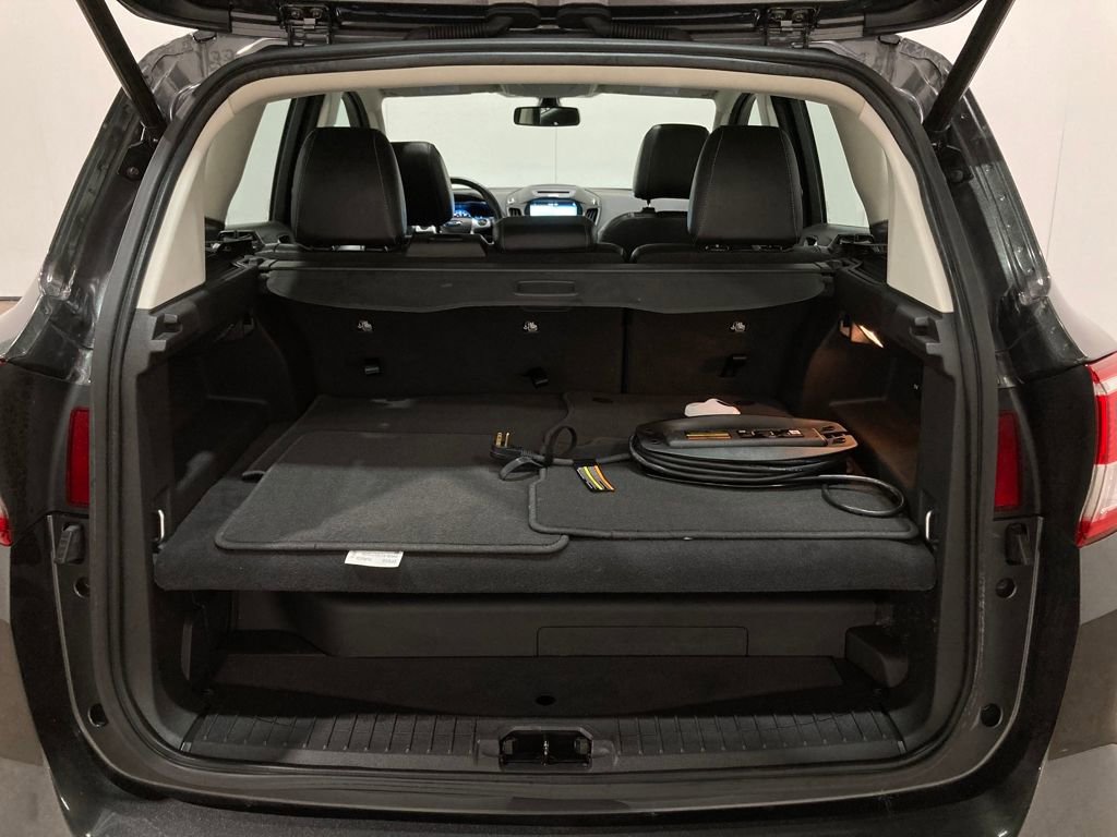 Certified 2017 Ford C-MAX Energi Titanium w/ Equipment Group 501A image 6