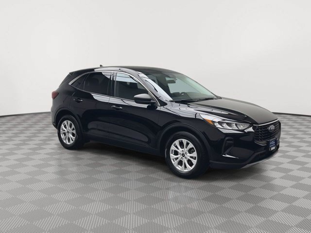Certified 2023 Ford Escape Active FWD image 37