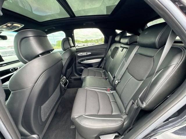 Used 2022 Genesis GV70 2.5T w/ Sport Prestige Package AWD/4WD image 26