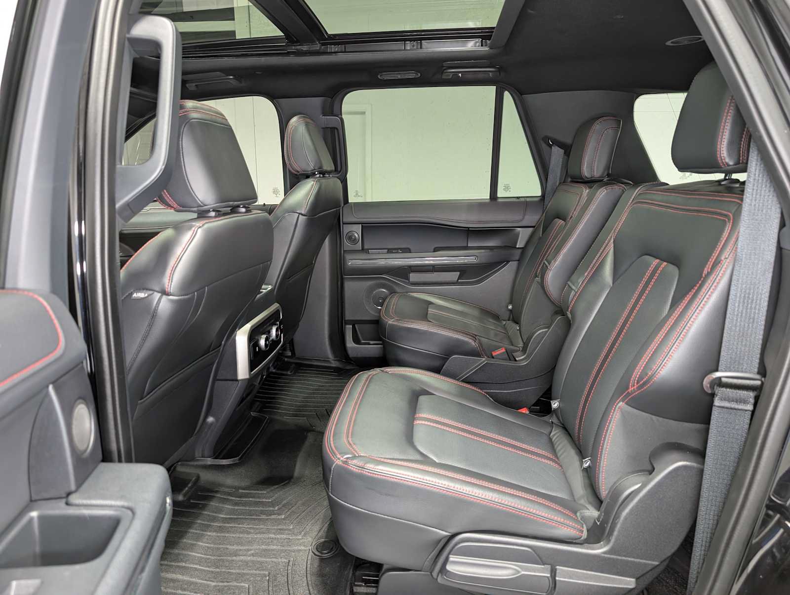 Certified 2022 Ford Expedition Max Limited AWD/4WD image 19
