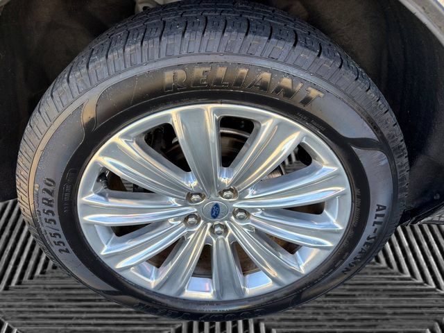 Certified 2022 Ford Explorer Limited w/ Limited Technology Package AWD/4WD image 14