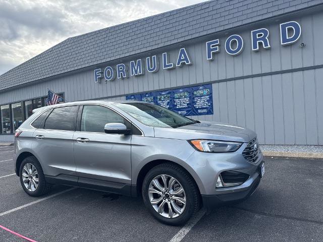 Certified 2024 Ford Edge Titanium
