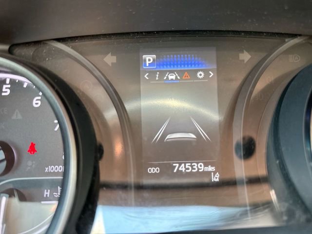 Used 2022 Toyota Camry SE FWD image 16