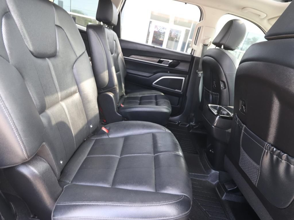 Used 2022 Kia Telluride EX w/ EX Premium Package AWD/4WD image 23