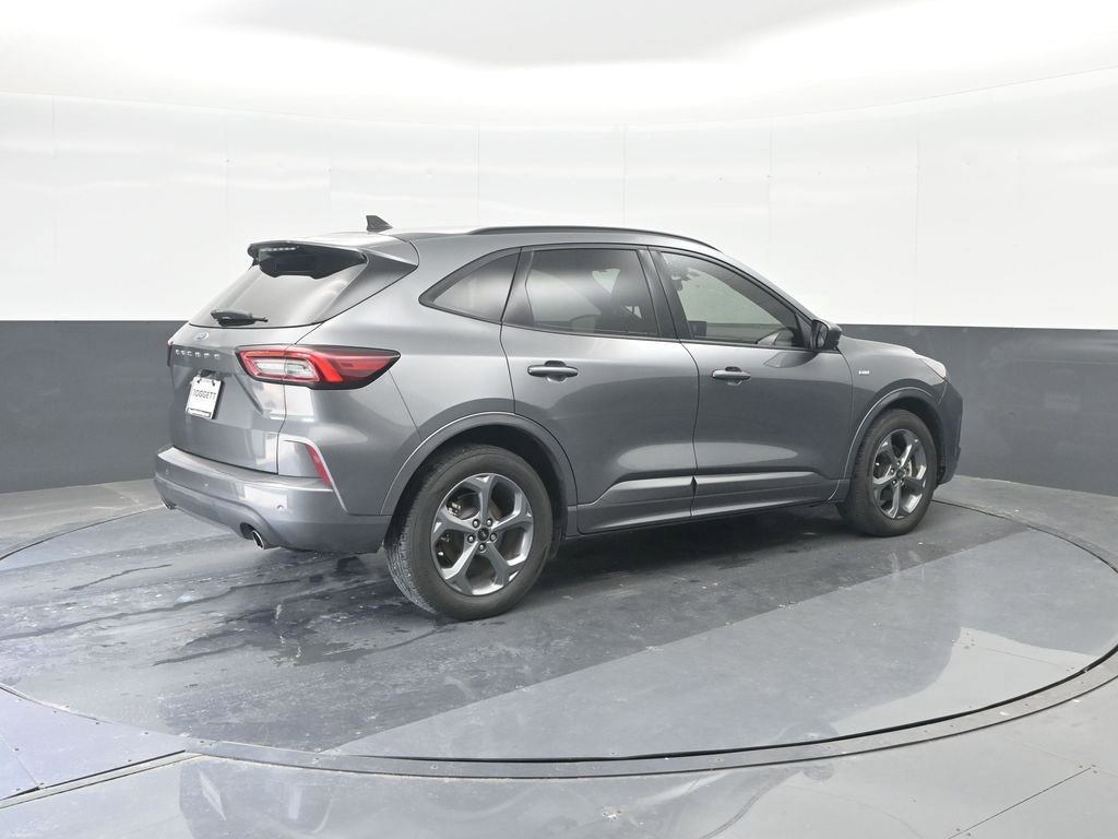 Certified 2023 Ford Escape ST-Line w/ Tech Pack #1 FWD image 15