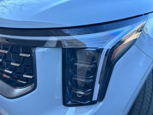 Used 2025 Kia Carnival SX Prestige image 9