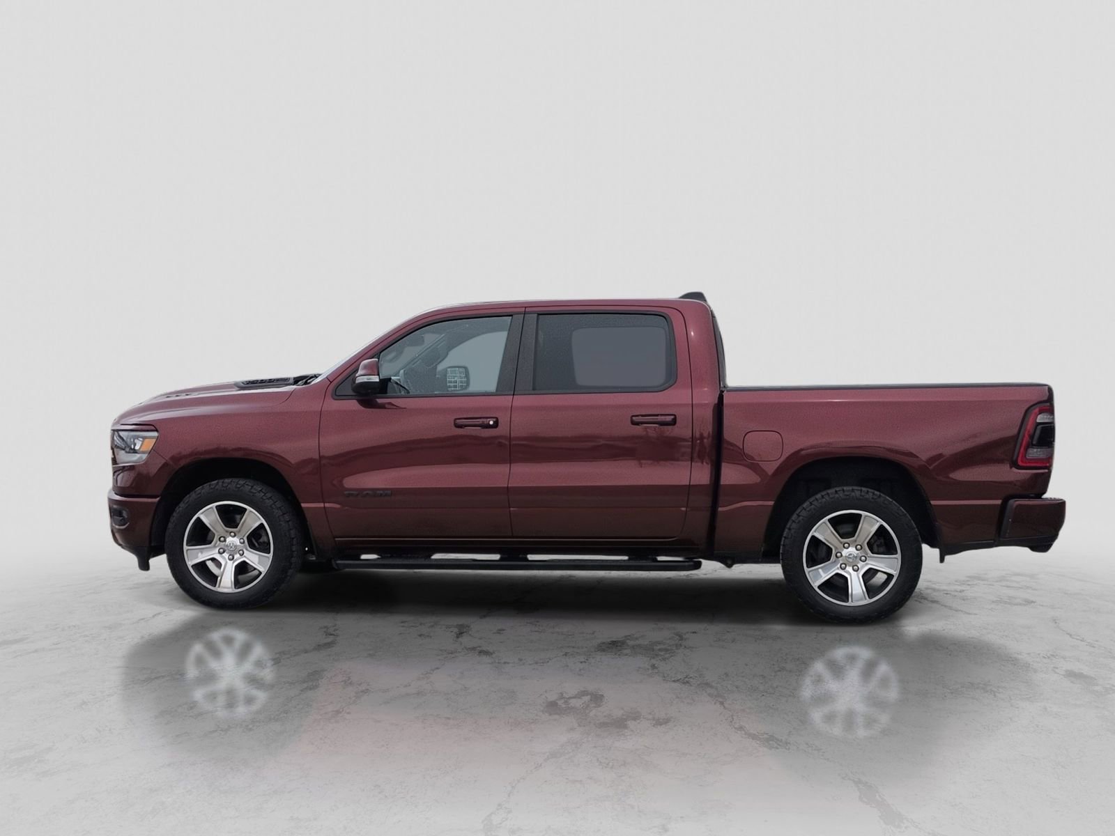 Used 2020 RAM 1500 Sport w/ Level 2 Equipment Goup w/2_L AWD/4WD image 3