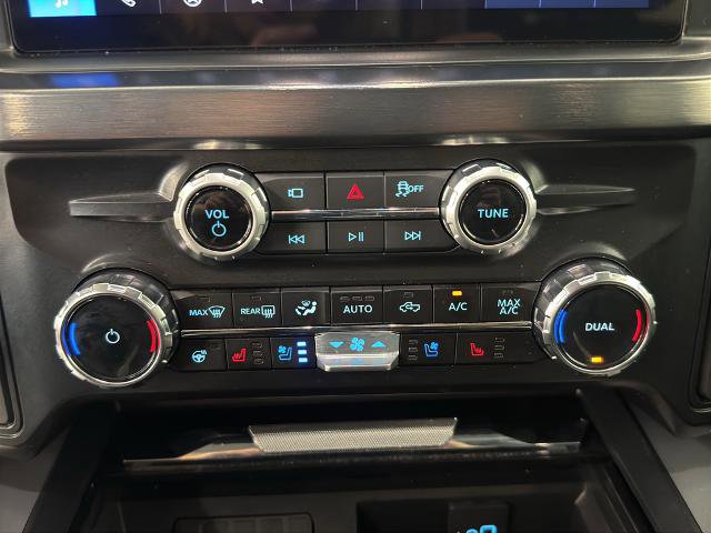 Certified 2025 Ford F350 Lariat w/ Lariat Ultimate Package AWD/4WD image 5