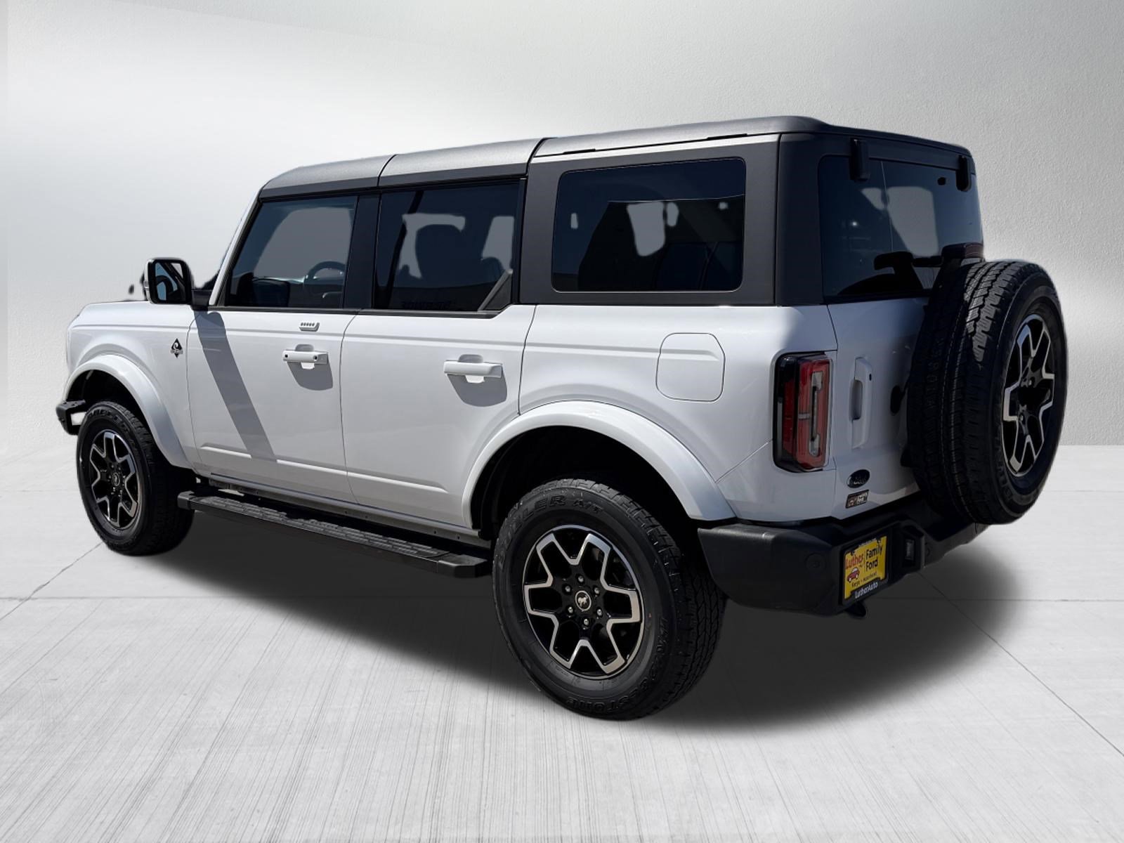 Certified 2023 Ford Bronco Outer Banks AWD/4WD image 5