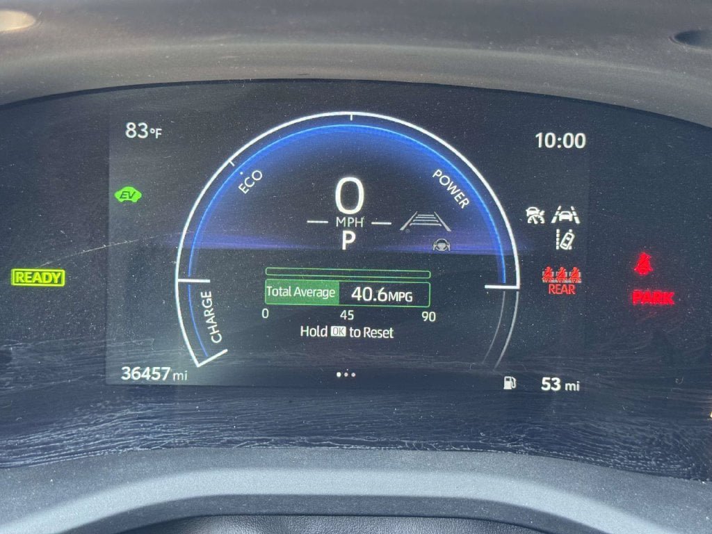 Used 2025 Toyota Camry LE FWD image 14