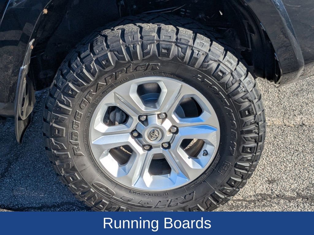 Used 2018 Toyota 4Runner SR5 image 11