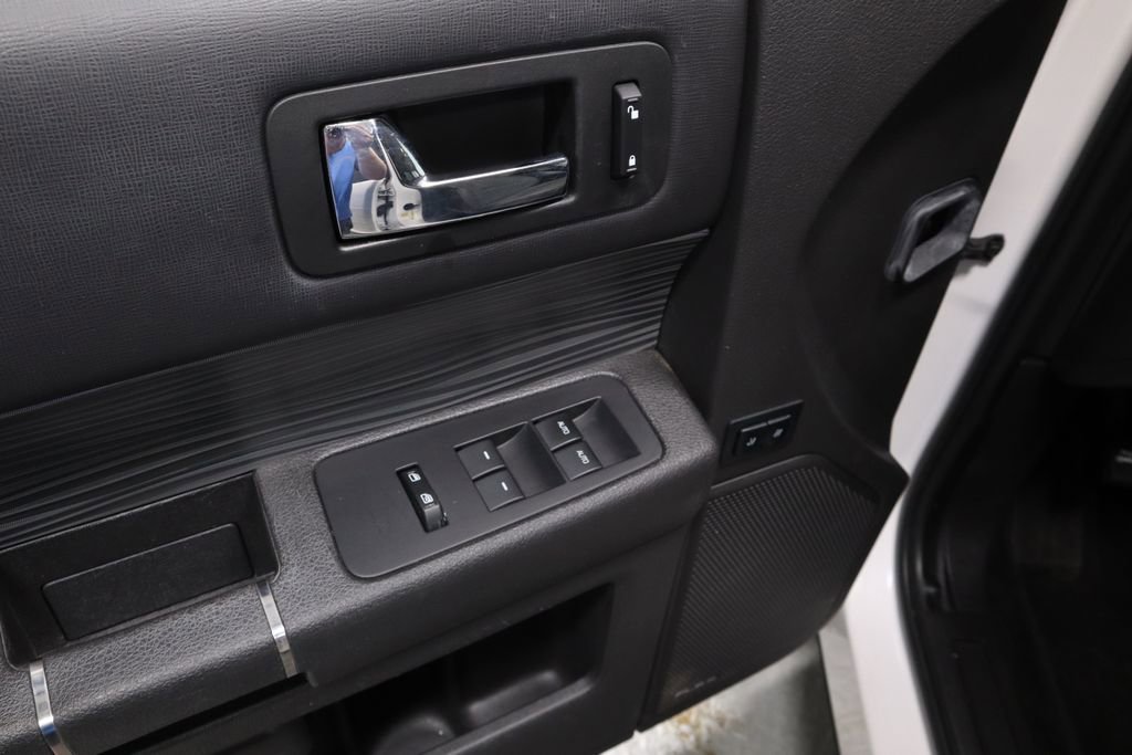 Certified 2019 Ford Flex SEL w/ Equipment Group 202A FWD image 24