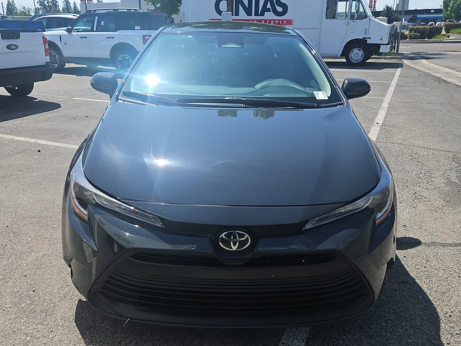 Used 2024 Toyota Corolla LE FWD image 4