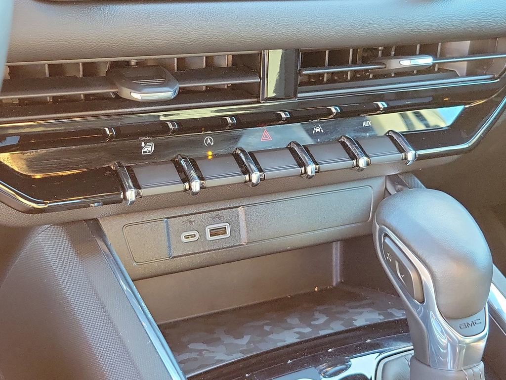 Used 2023 GMC Canyon Elevation w/ Elevation Premium Package image 30