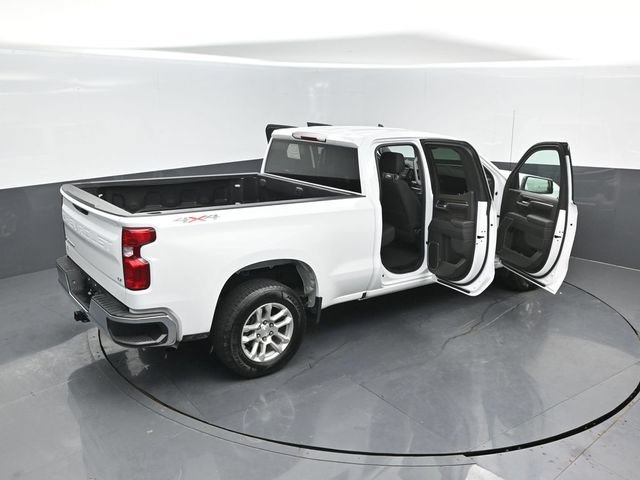 Used 2023 Chevrolet Silverado 1500 LT AWD/4WD image 23