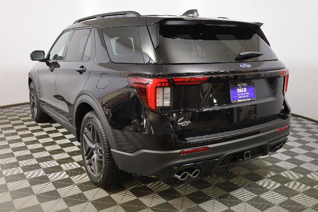 Certified 2025 Ford Explorer ST AWD/4WD image 7