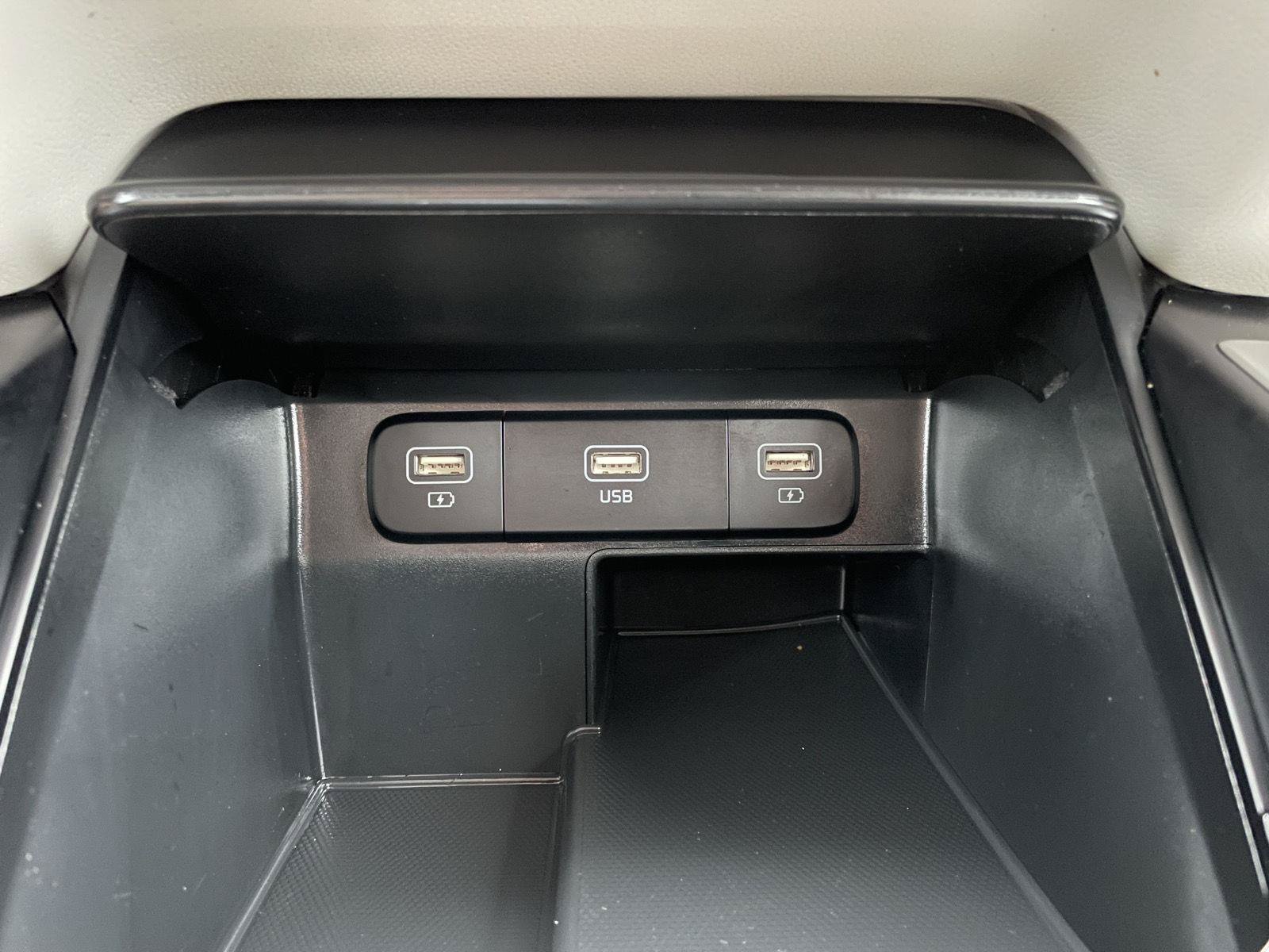 Used 2021 Kia Sorento S FWD image 29