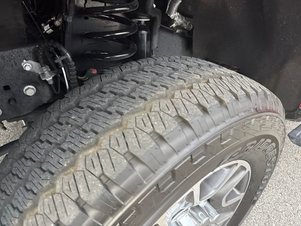 Certified 2026 Ford F350 Lariat w/ FX4 Off-Road Package image 2