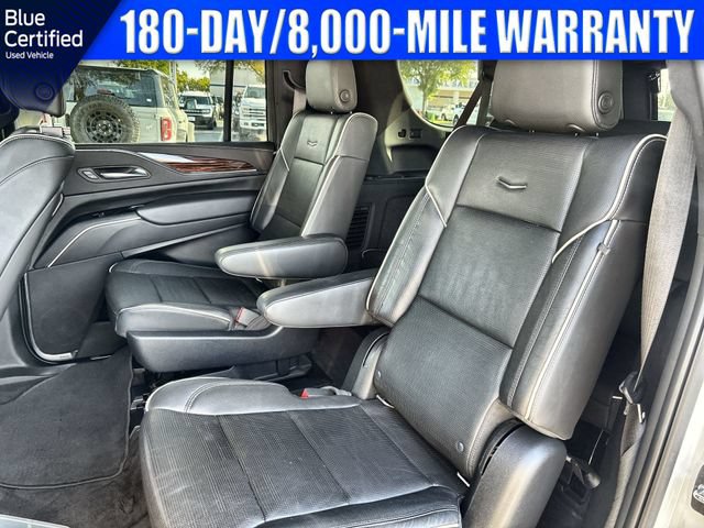 Used 2022 Cadillac Escalade ESV Premium Luxury w/ Performance Package AWD/4WD image 33