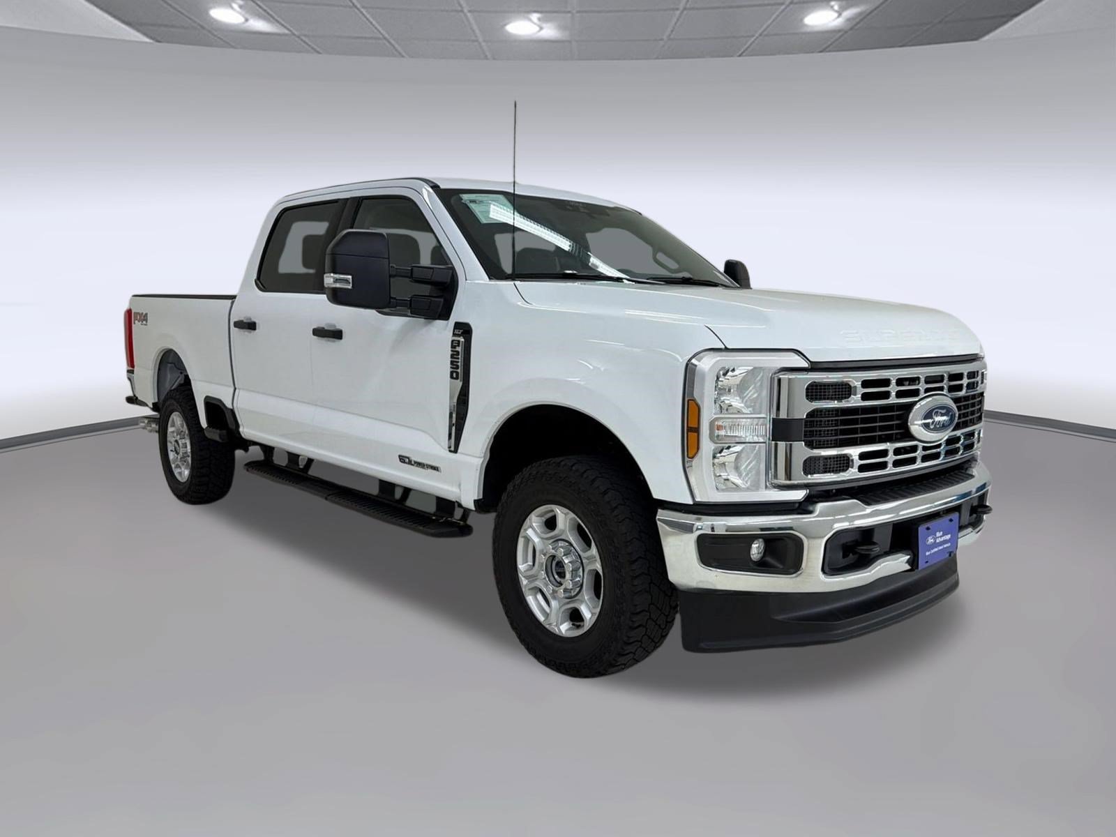 Certified 2025 Ford F250 XLT w/ FX4 Off-Road Package AWD/4WD image 7