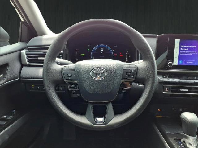 Used 2026 Toyota Camry LE FWD image 18