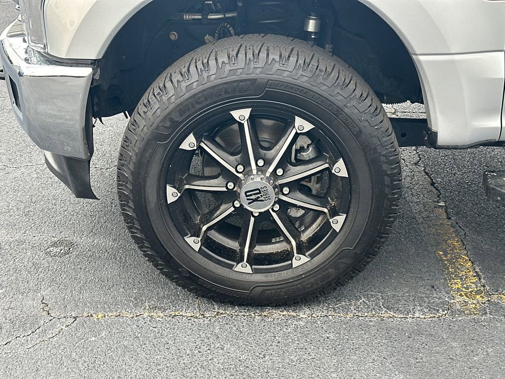 Certified 2018 Ford F250 Lariat w/ Lariat Value Package AWD/4WD image 11